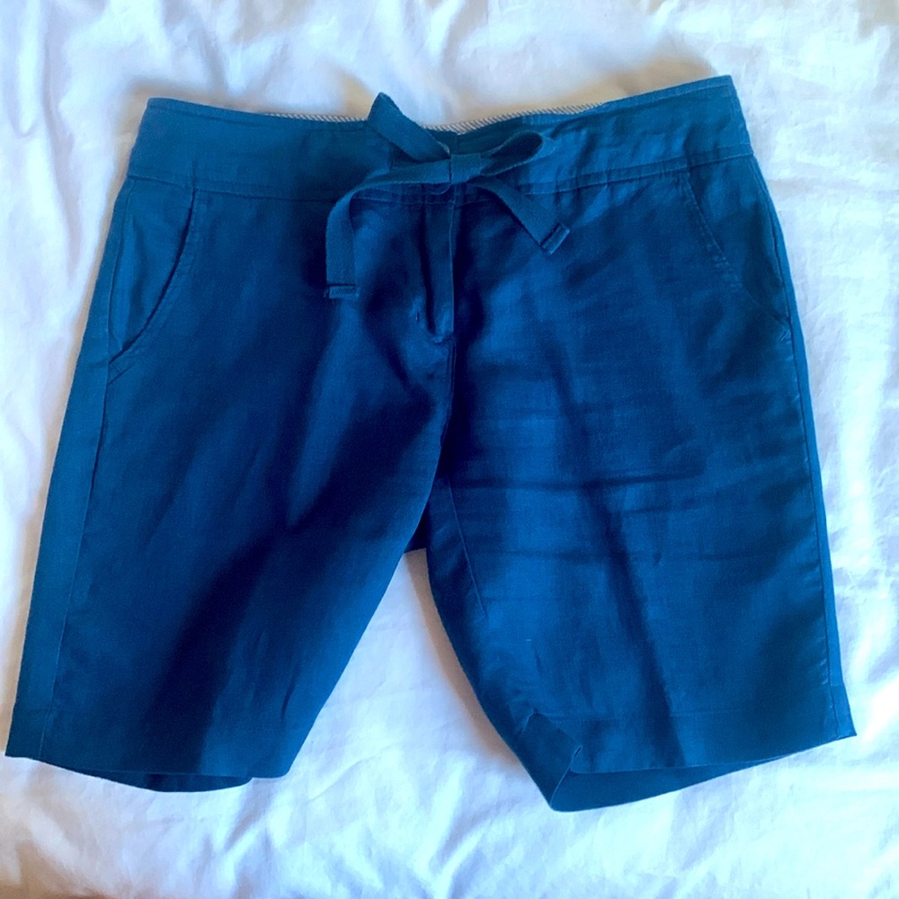 Jones & Co Linen shorts